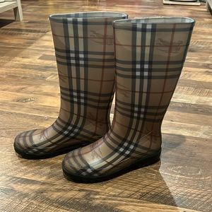 Burberry rain boots